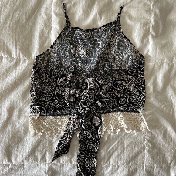 Abercrombie crop tie back tank size M - Picture 2 of 3